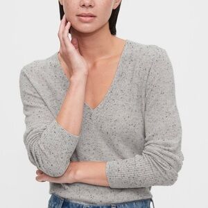 NEWYORK AND COMPANY•sparkling gray sweater
